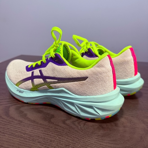 Asics Dynablast 2 Women's Running Shoes White 1012B248 Size 8 - Picture 6 of 10